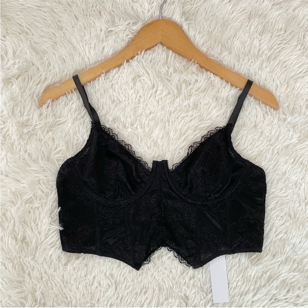 EUC Tic Toc Black Lace Corset Top